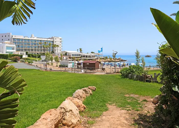 Villa Adonia - 30M From Pernera Beach